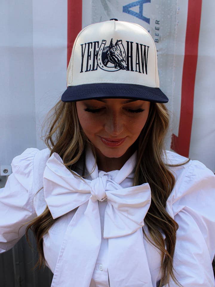 BERRETTO IN TELA YEE HAW per la vendita all'ingrosso da parte di Summer Tees