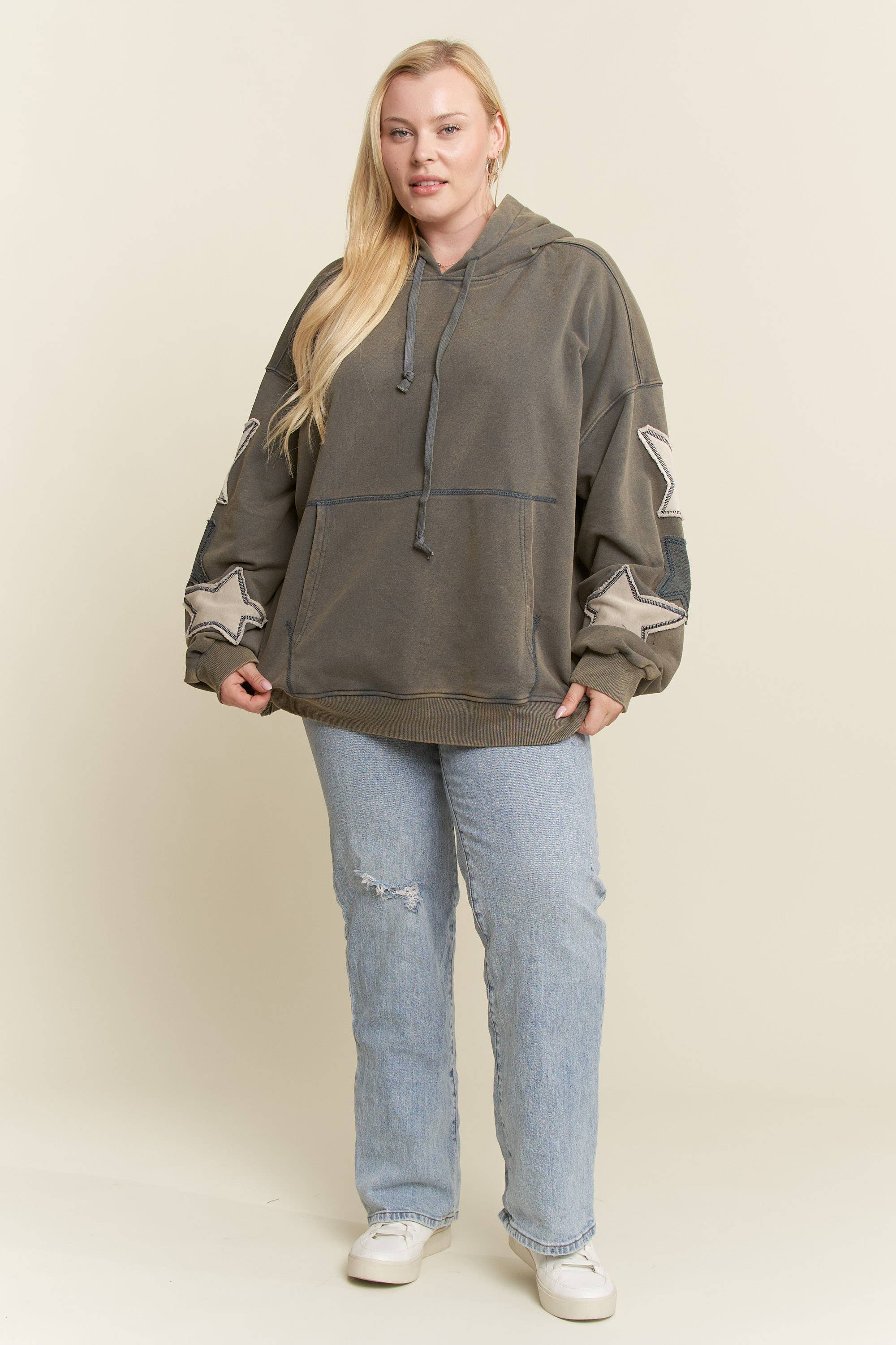 JADE BY JANE PLUS - Wholesale Hoodie - Dames - PLUS SIZE MINERAAL GEWASSEN LANGEMOUWEN STER GEPATCHTE HOODIE3