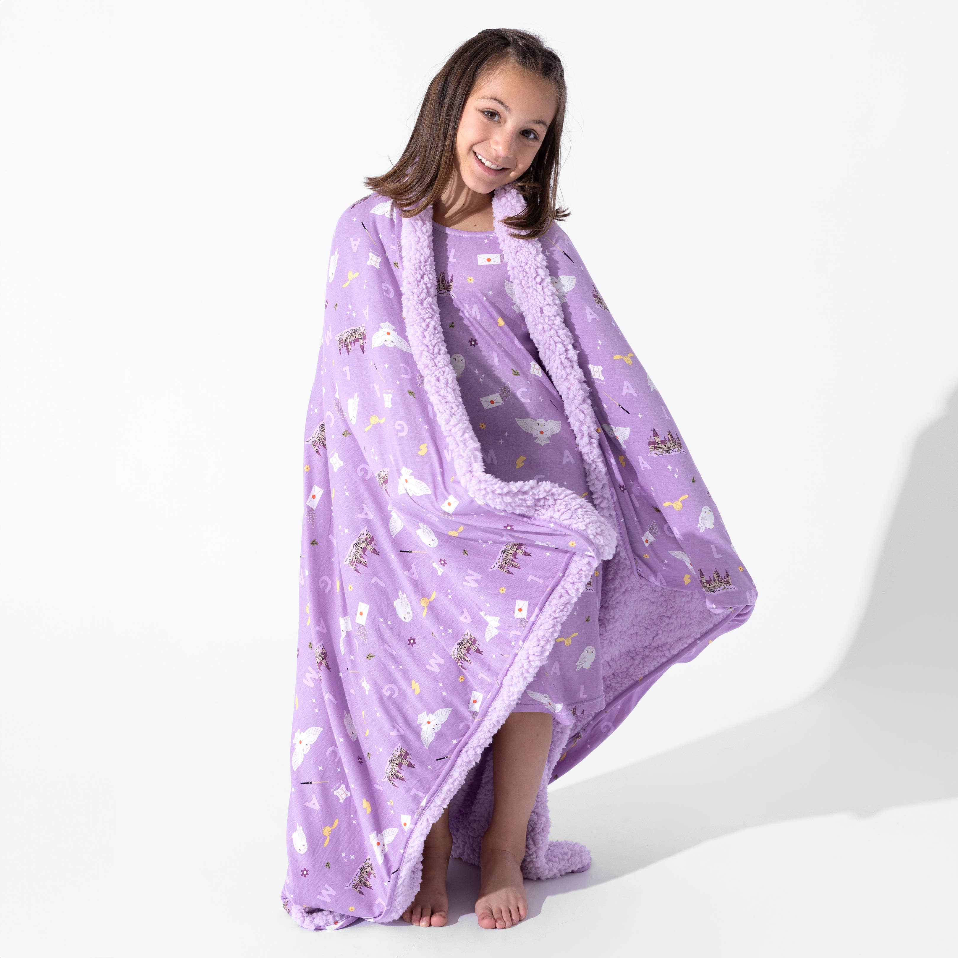 Bellabu Bear - Wholesale Bedding Blanket - Kids & Baby - Harry Potter Hedwig's Magical Mail Bamboo Blanket4