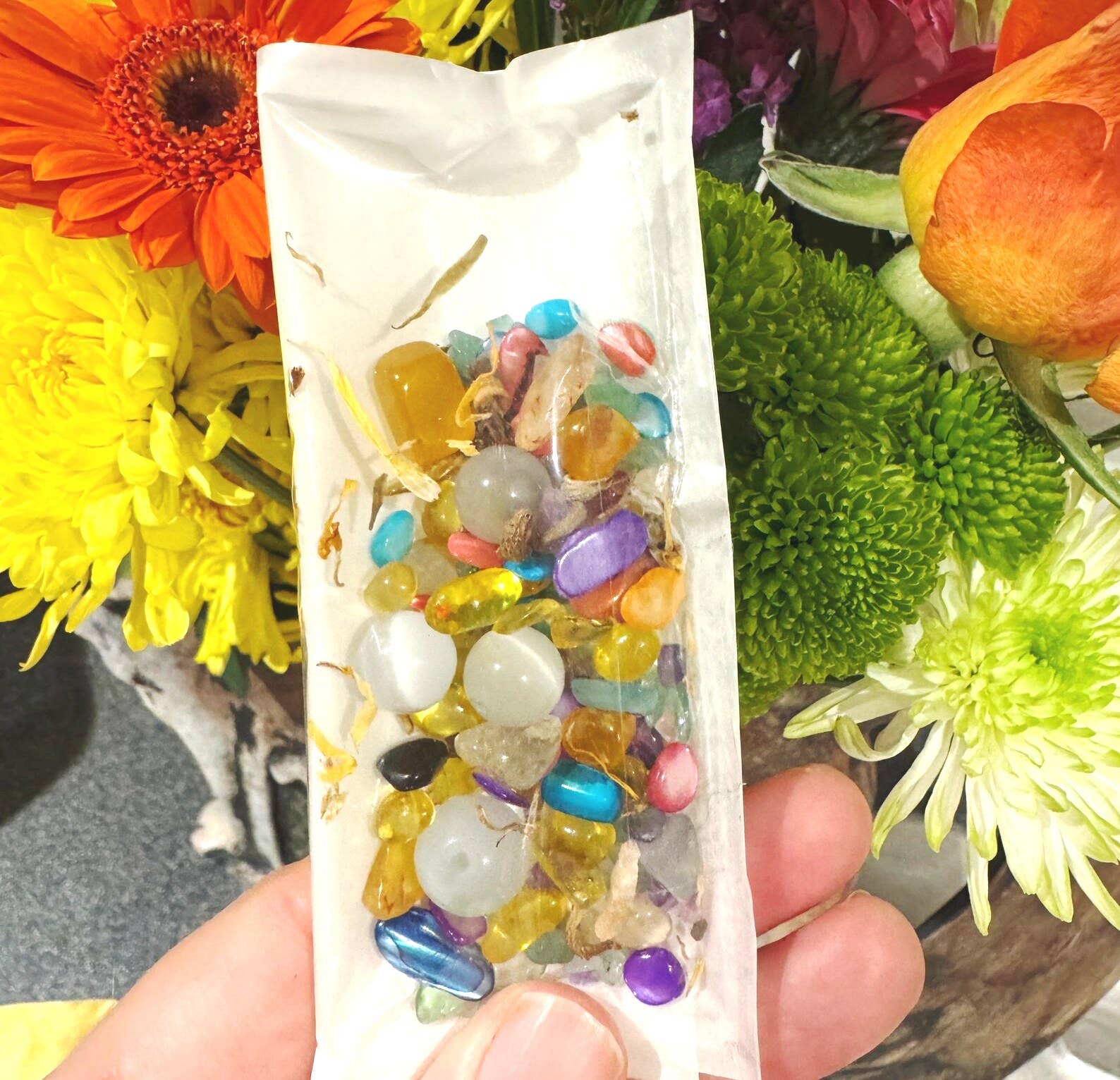 Elf Kendal Hippies - Wholesale Spiritual Stone/Crystal - Crystals confetti Christmas fairyland stones 20g bag of gems