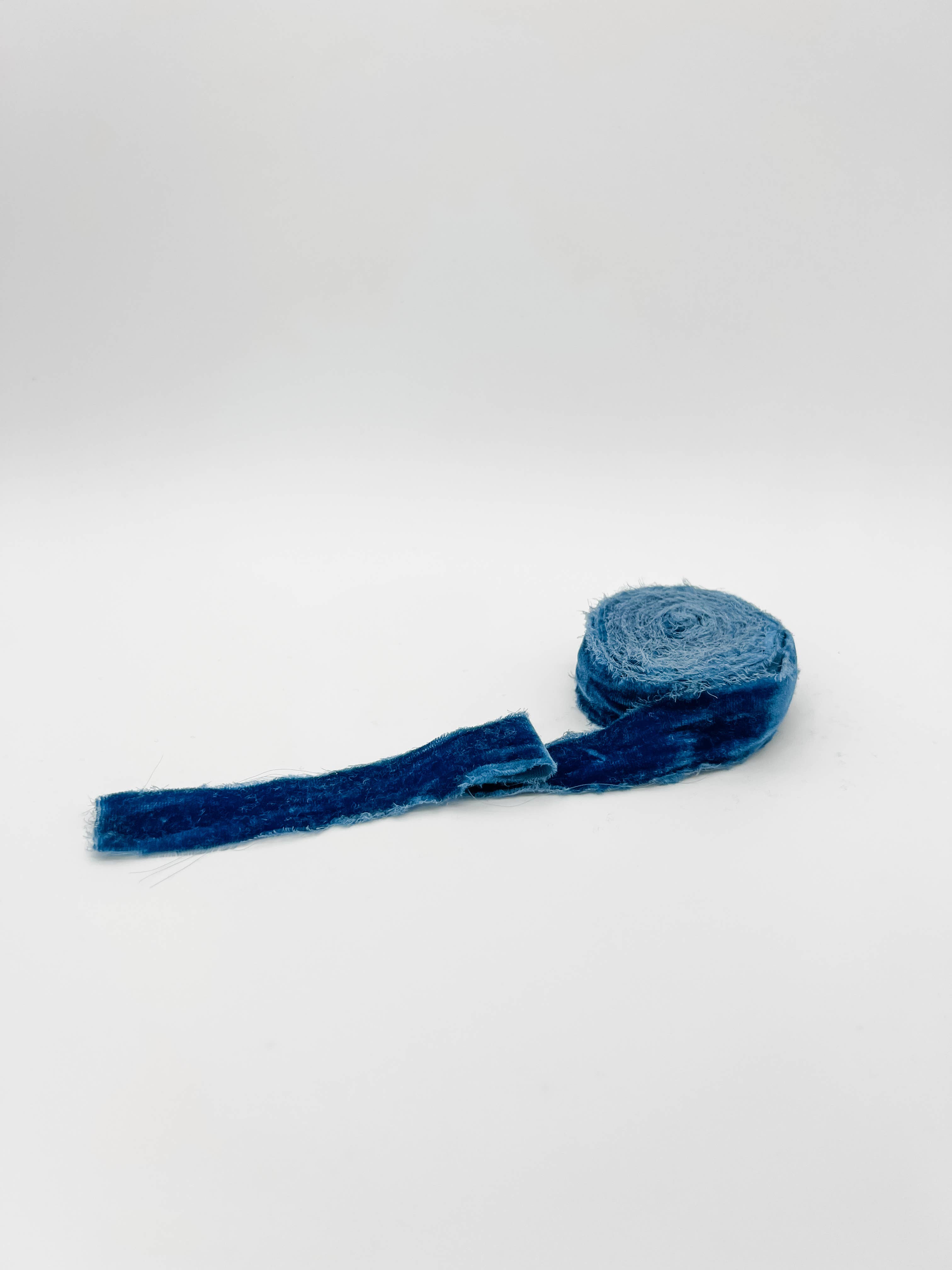 Trim & Twine - Vente Ruban – emballage cadeau - Ruban en velours à bord brut de 1,25"10