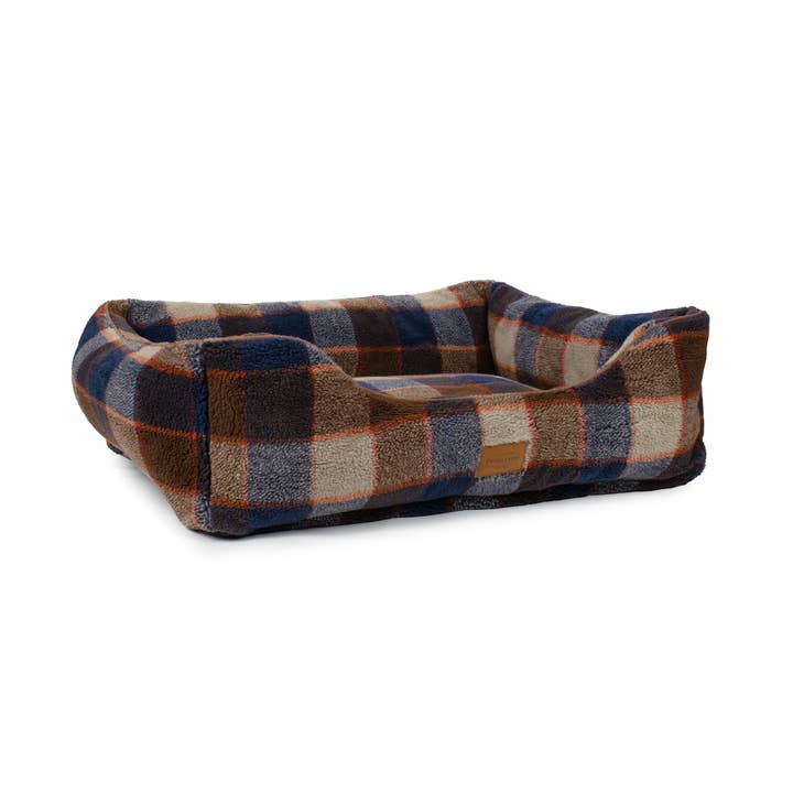 Carolina Pet Company - Wholesale Pet Bed - Dog - Pendleton Mountain Plaid Berber Kuddler Dog Bed4