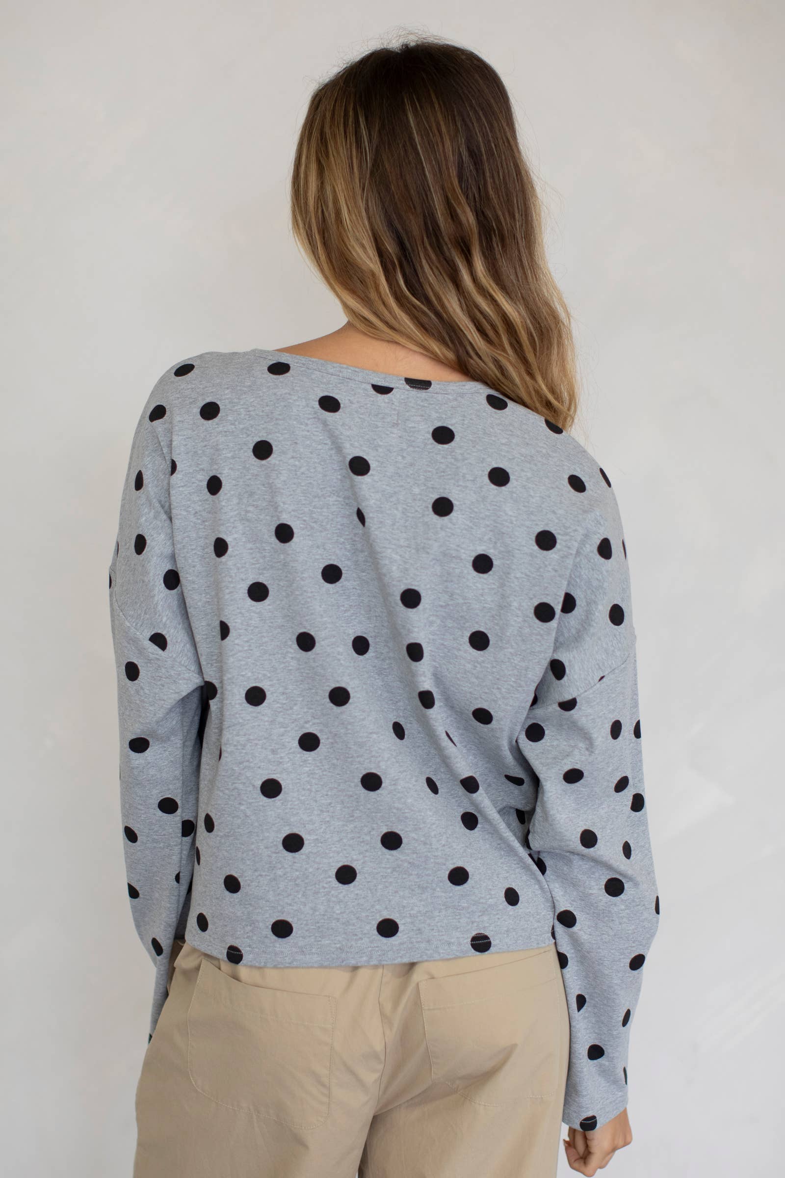 Cinza Heather Cardigã de Bolinhas Cody para venda a revendedores na Faire3