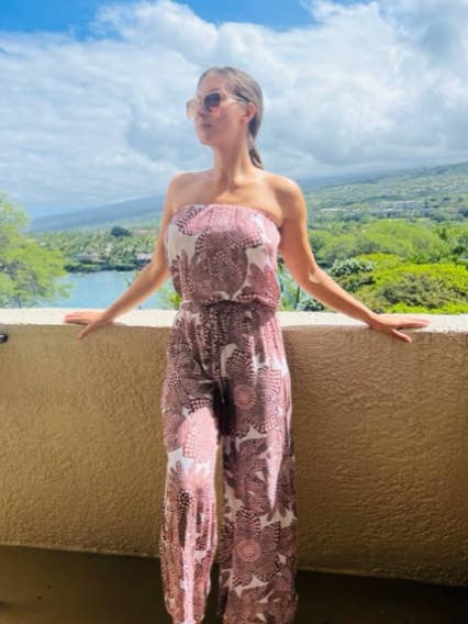 Pagliaccetto Holo Dhalia per la vendita all'ingrosso da parte di Lani Lau Hawaii