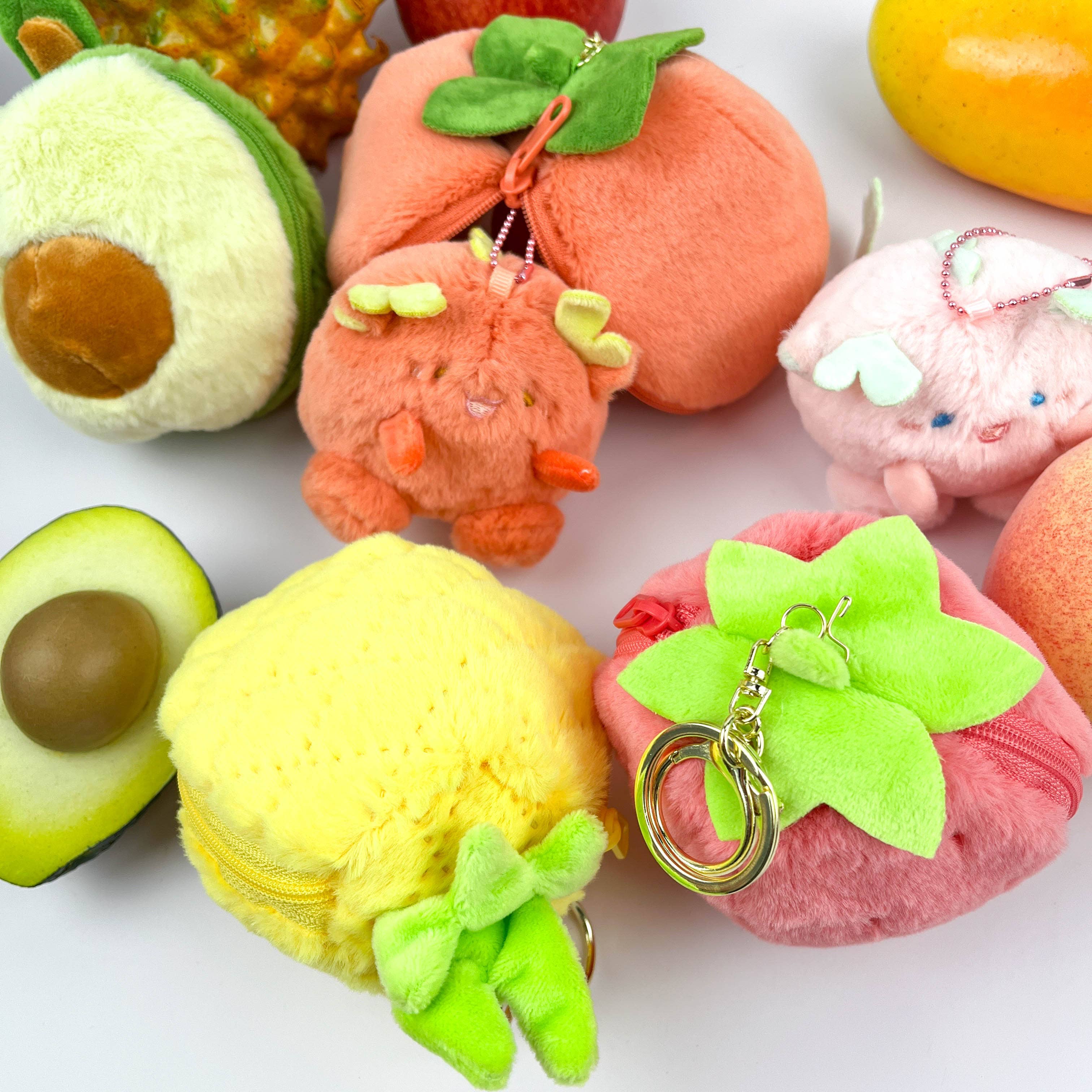 SoapElenGlen - Venta al por mayor Llavero - Mujer - Llavero colgante peluche transformable con forma de fruta14