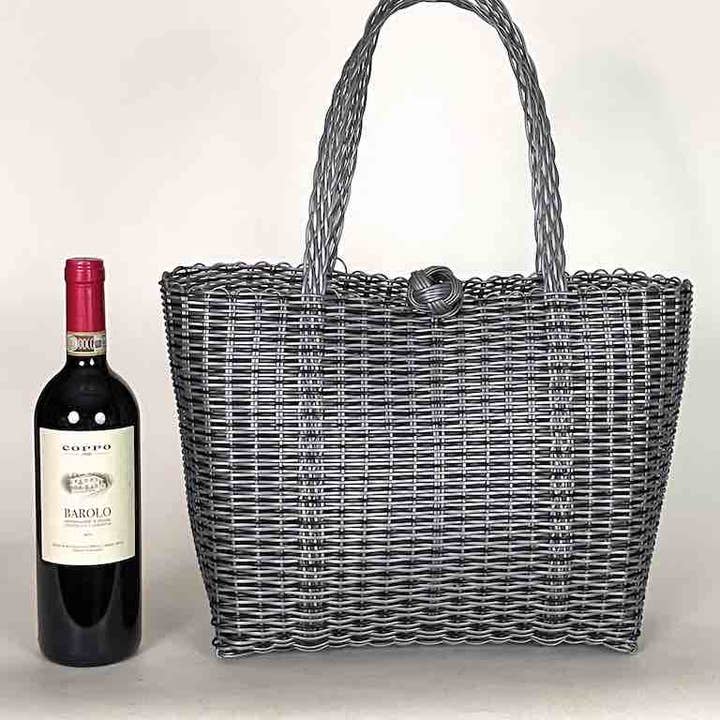 The Niger Bend - Vente Tote bag – femme - Fourre-tout en plastique recyclé tissé profond avec fermeture - El Salvador3