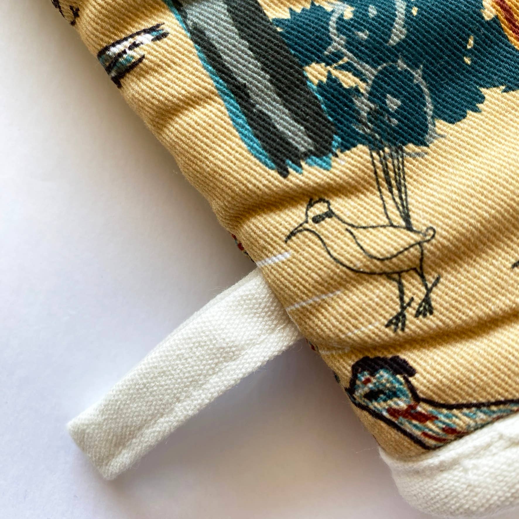 Cher the Fire - Wholesale Oven Mitt/Pot Holder - Cotton Oven Mitt - Southwest Roadrunner Saguaros -GOLD2