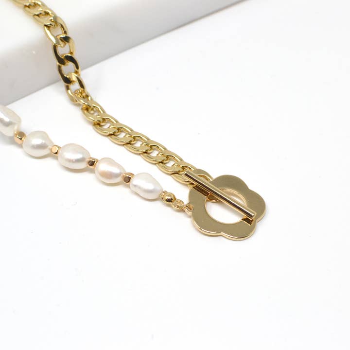 Collar de metal con forma de flor con perla y cadena para venta al por mayor de StarryNYC