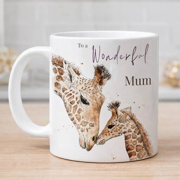 Ensemble cadeau : tasse en porcelaine fine Girafe et veau avec dessous de verre et carte pour la vente par Dots Allowed