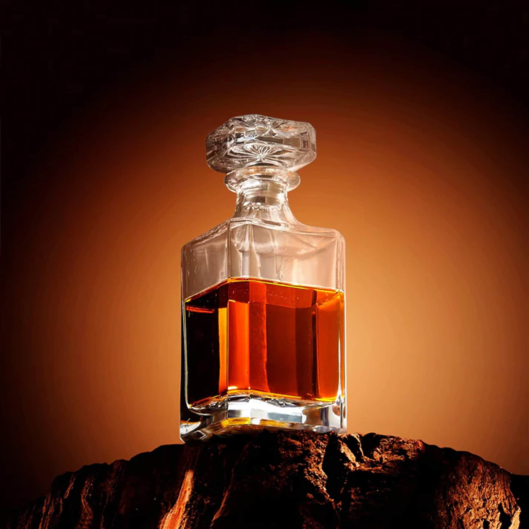 MakerFlo - Wholesale Decanter - Whiskey Decanter - Square - 750mL5