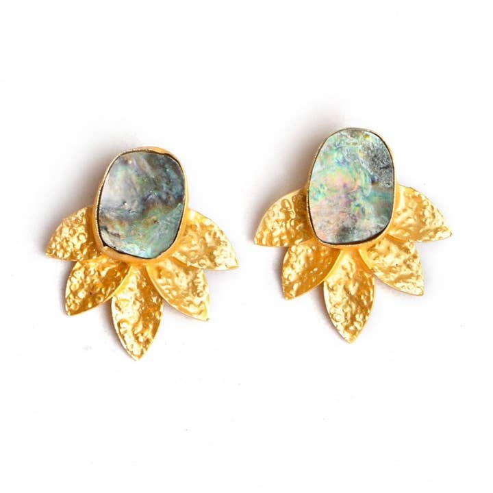 Petal Beaten (Abalone Shell) Statement Øreringe for engroshandel hos Gemajesty Jewellery