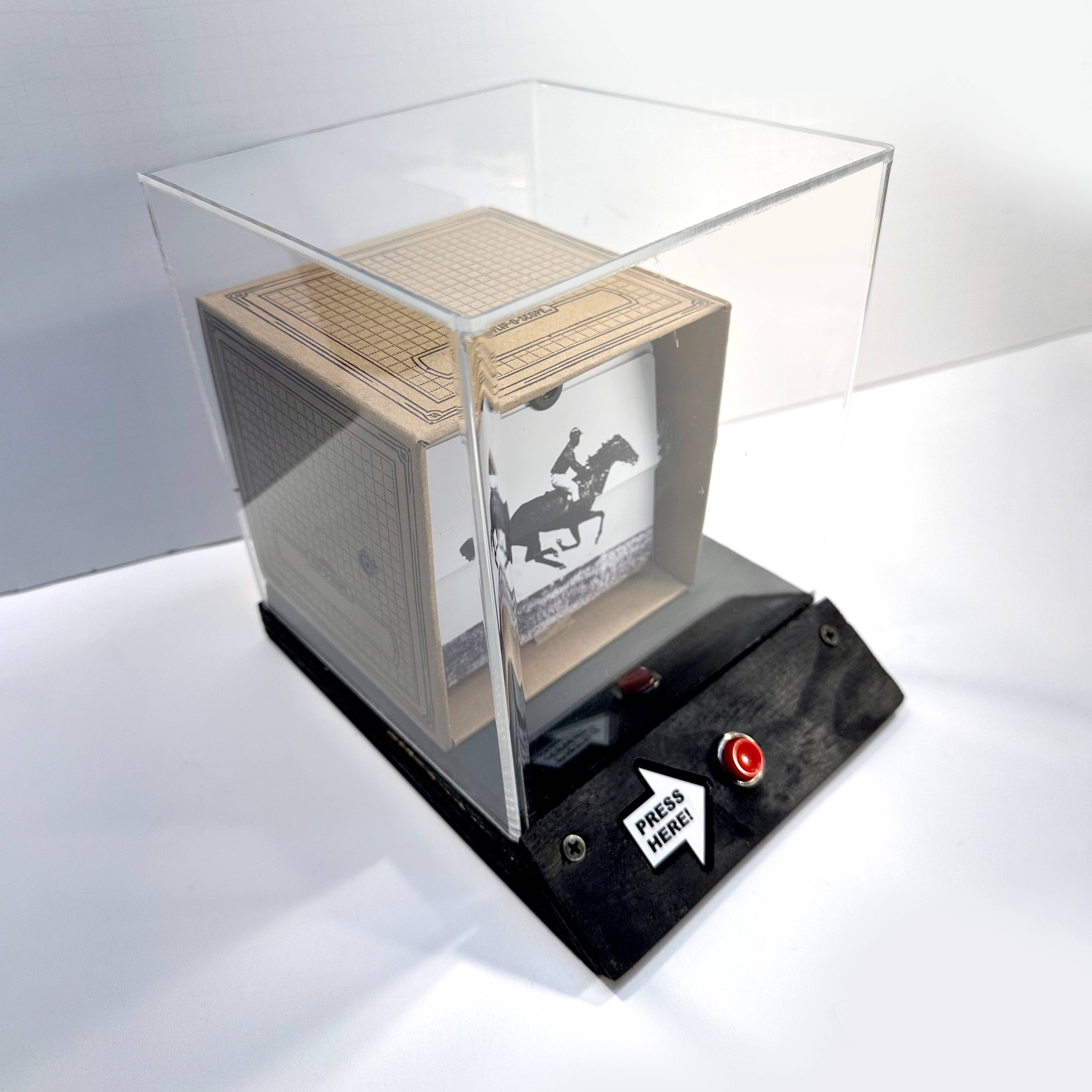 Fliposcope - Wholesale Retailer Display - Kids & Baby - Acrylic and Wood Push-Button Display for Fliposcope Line2