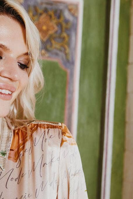 MACKENZIEMODE – Vestido - Mulher por atacado – Vestido longo Empress Silk com estampa Pavão18