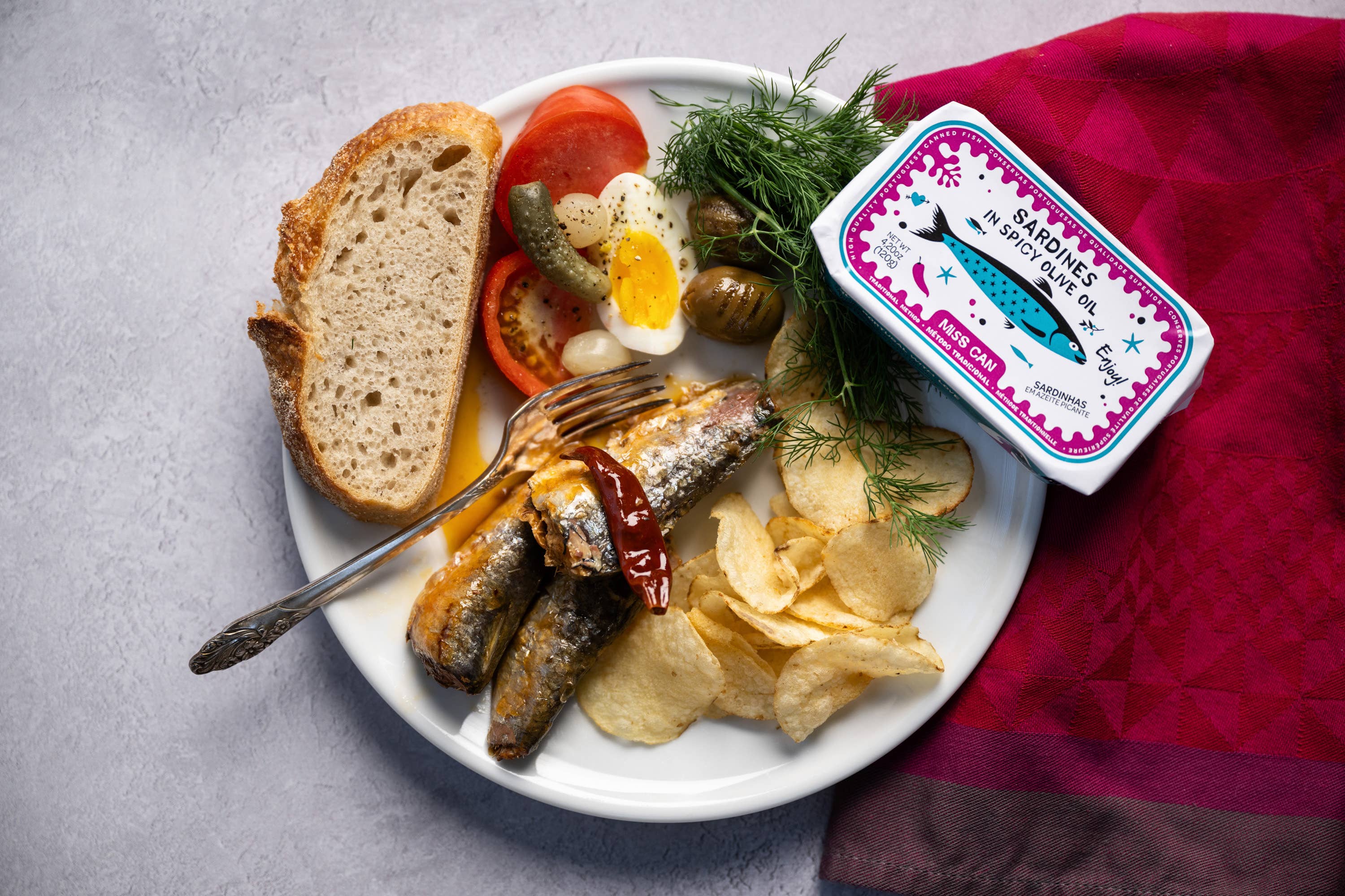 Miss Can by Tin2Table - Wholesale Tinned Fish - SARDINES IN SPICY OLIVE OIL
1
