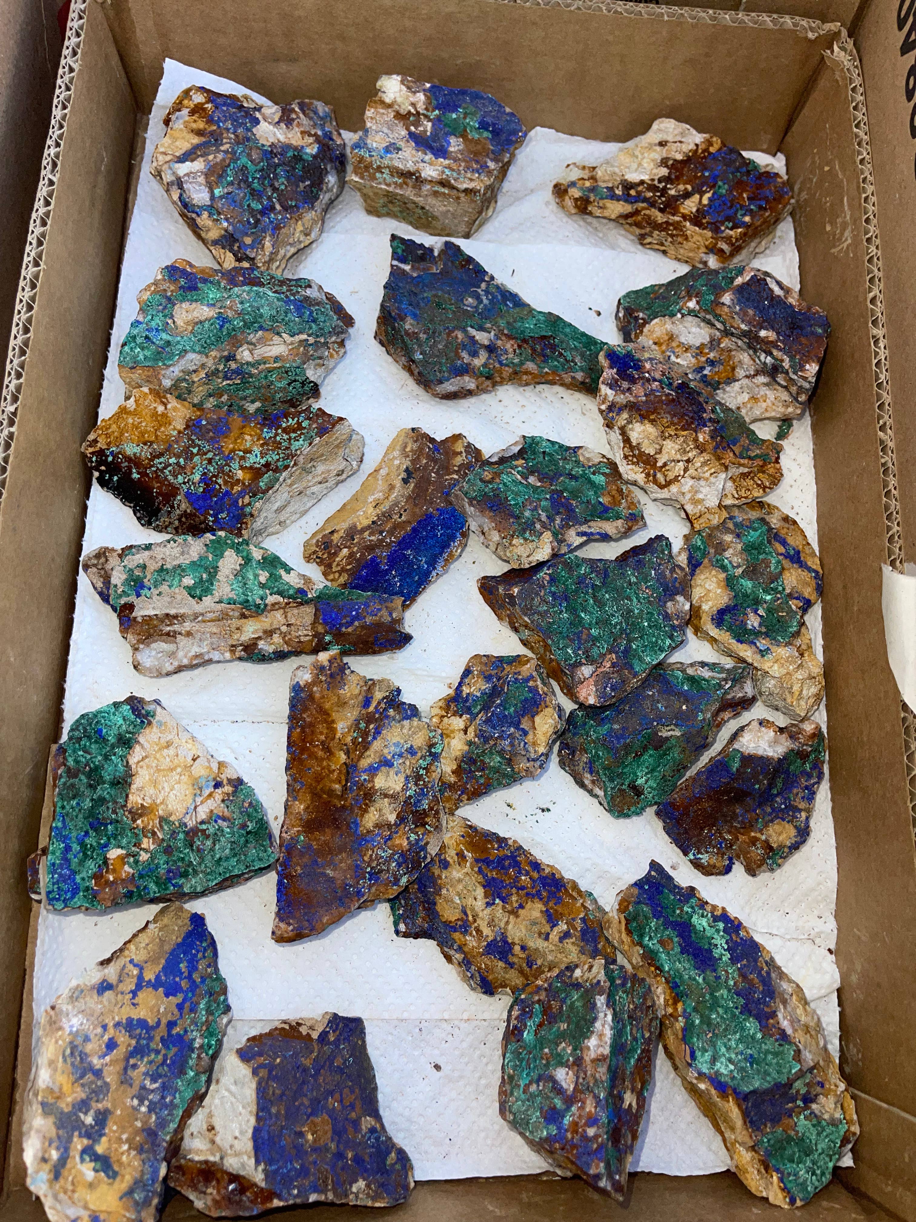 Casablanca Exports - Vente Pierre et cristal de spiritualité - Azurite Malachite Plat - environ 20-25 pièces1