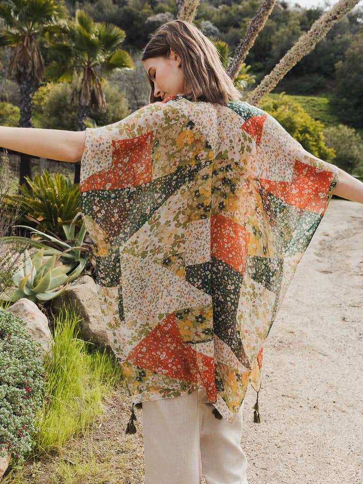 Leto Accessories - Wholesale Kimono - Women's - Cowgirl Vibrant Floral Kimono Wrap for Effortless Style