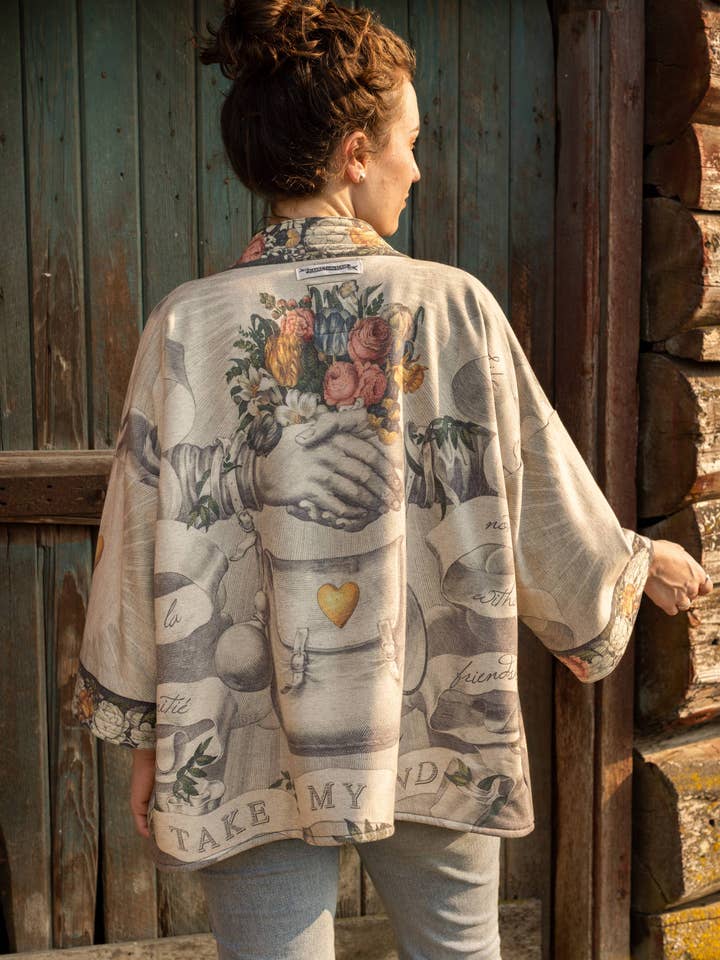 Take My Hand fleece cottage cardigan kimono jas voor wholesale door Market of Stars (Worldwide)
