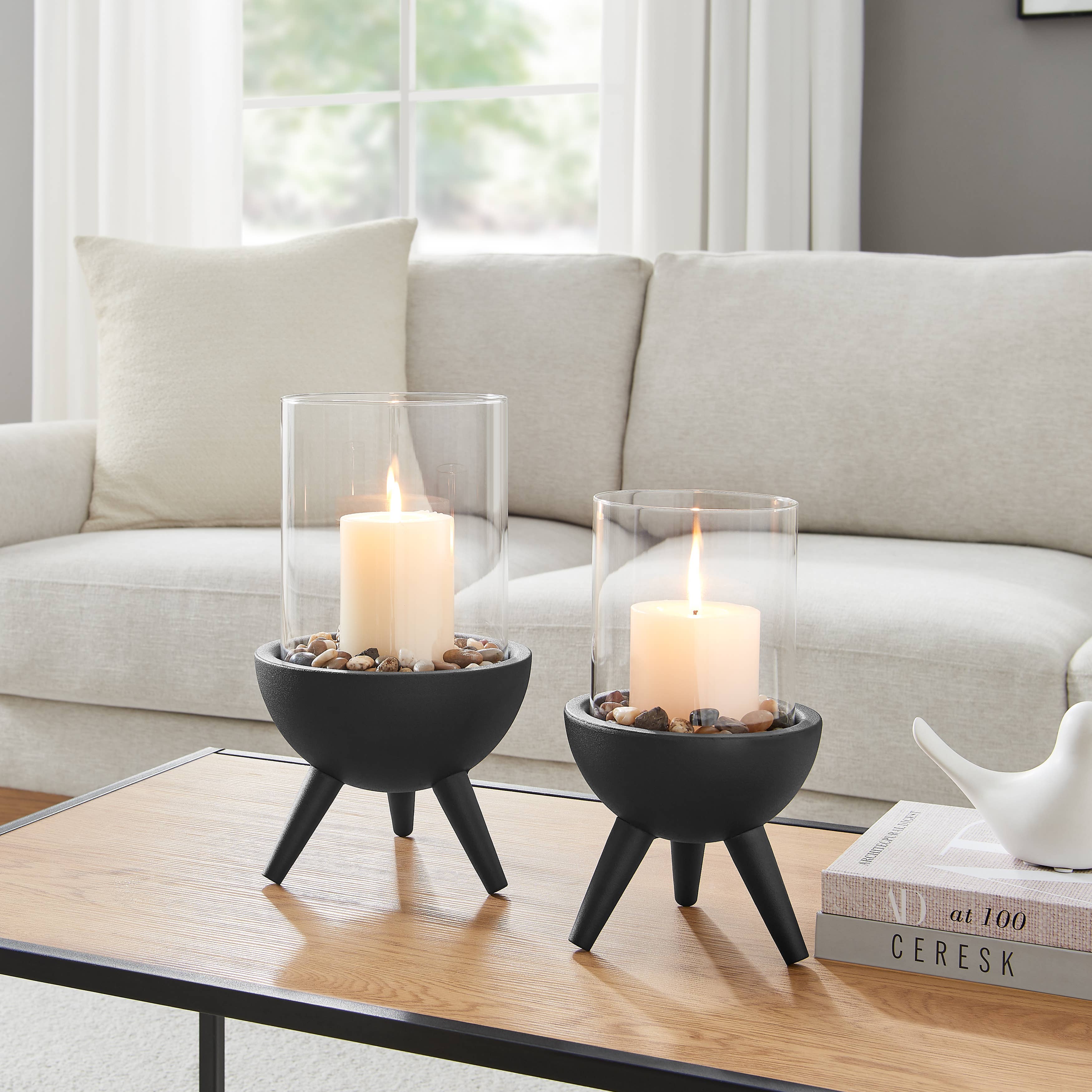 Danya B – wholesale Candle holder – Molta Modern Black Metal Pedestal and Glass Candle Holder14