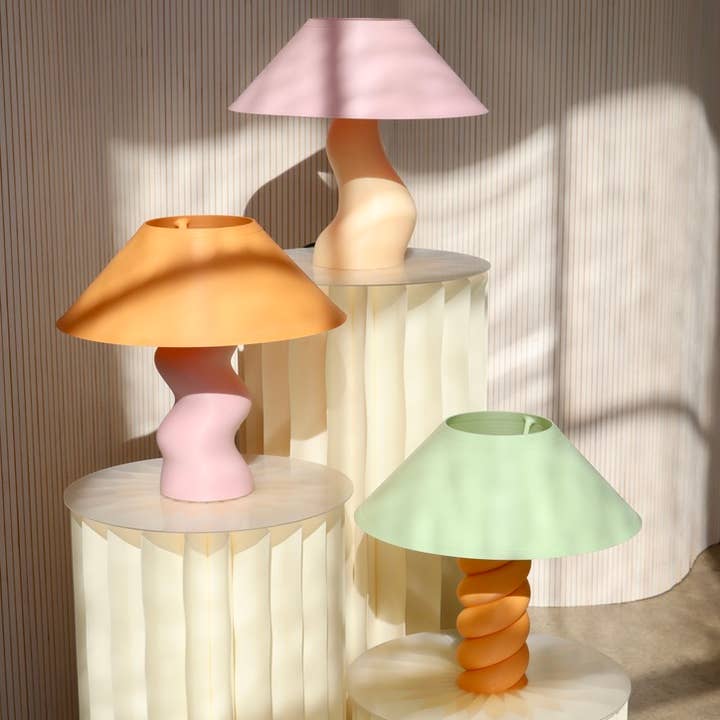 Sofiest Designs - Wholesale Accent/Desk Lamp - Sofiest Designs Swirl Table Lamp0