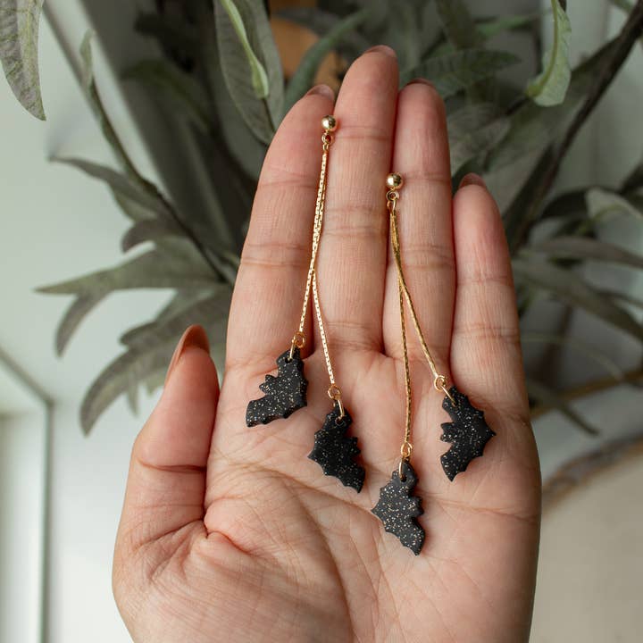 Indigo Clay Jewelry – Brincos de argola por atacado – Morcego Voador Pura