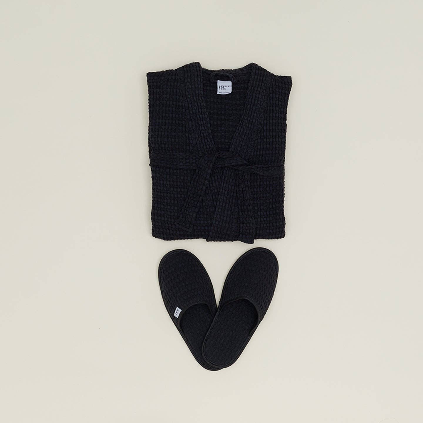 Hawkins New York - Wholesale Slippers - Unisex - SIMPLE WAFFLE SLIPPERS - BLACK2