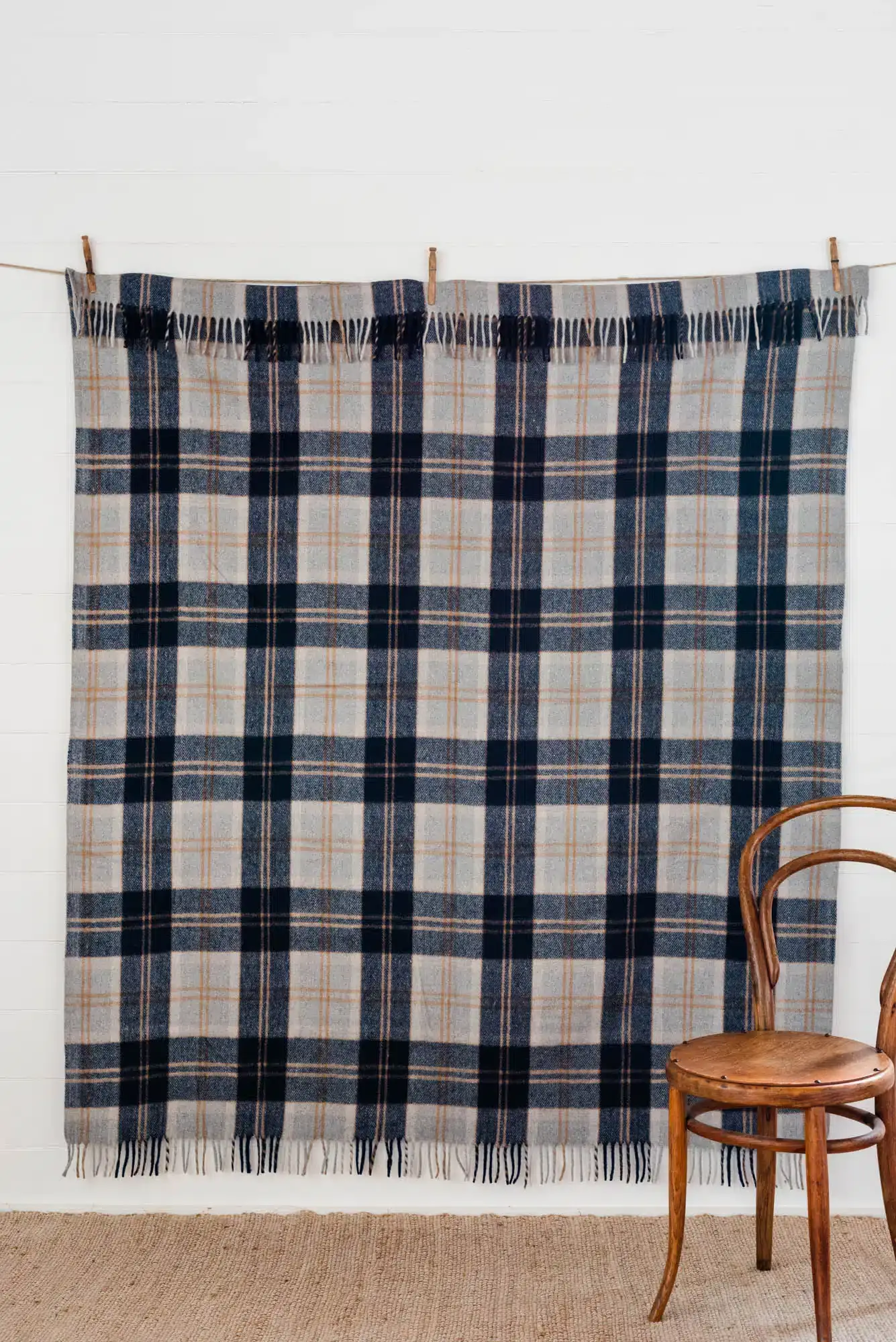 The Grampians Goods Co. - Vendita all'ingrosso Plaid - Coperta Heritage Tartan in lana riciclata44
