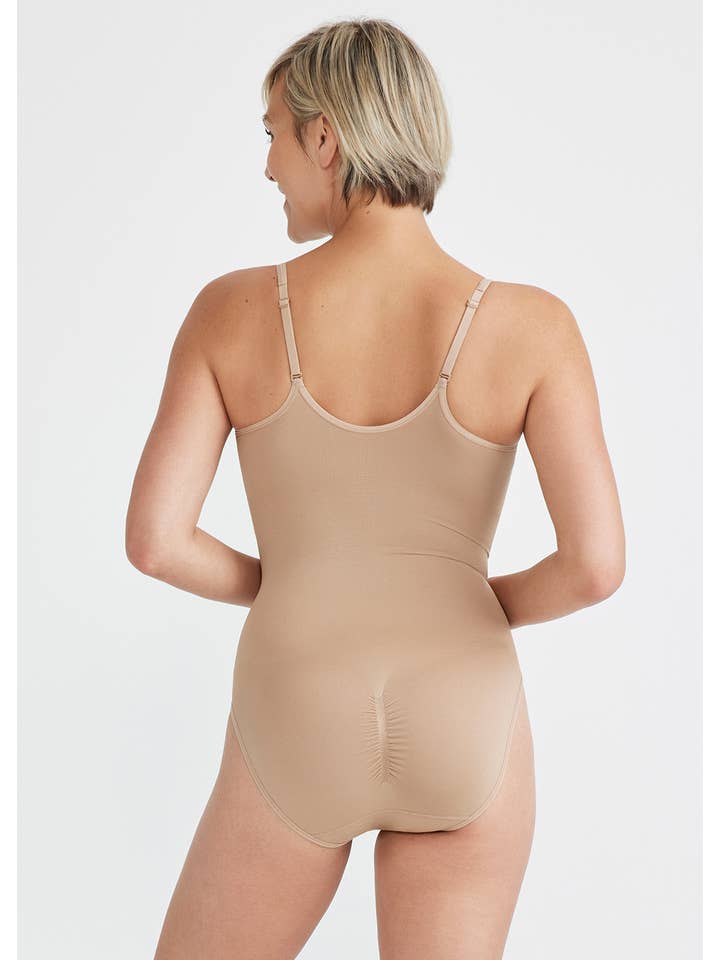 Yummie - Wholesale Shapewear - Women's - Bella Convertible V-Neck Shapewear Bodysuit7