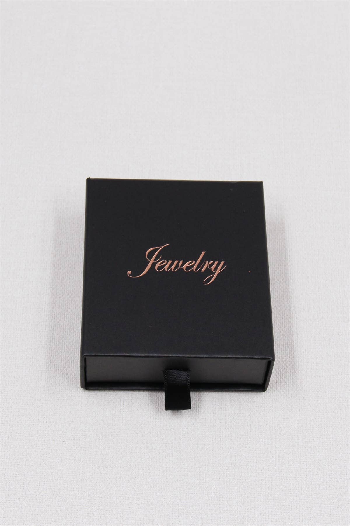 BELLISSIMA BIJOUX - Wholesale Jewelry Box/Organizer - Compact Jewelry Box - Elegance and Practicality14