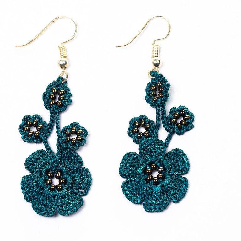 Silk Wool and Bijoux - Vendita all'ingrosso Orecchini pendenti - Orecchini a Fiore Violetta all’Uncinetto in Seta13