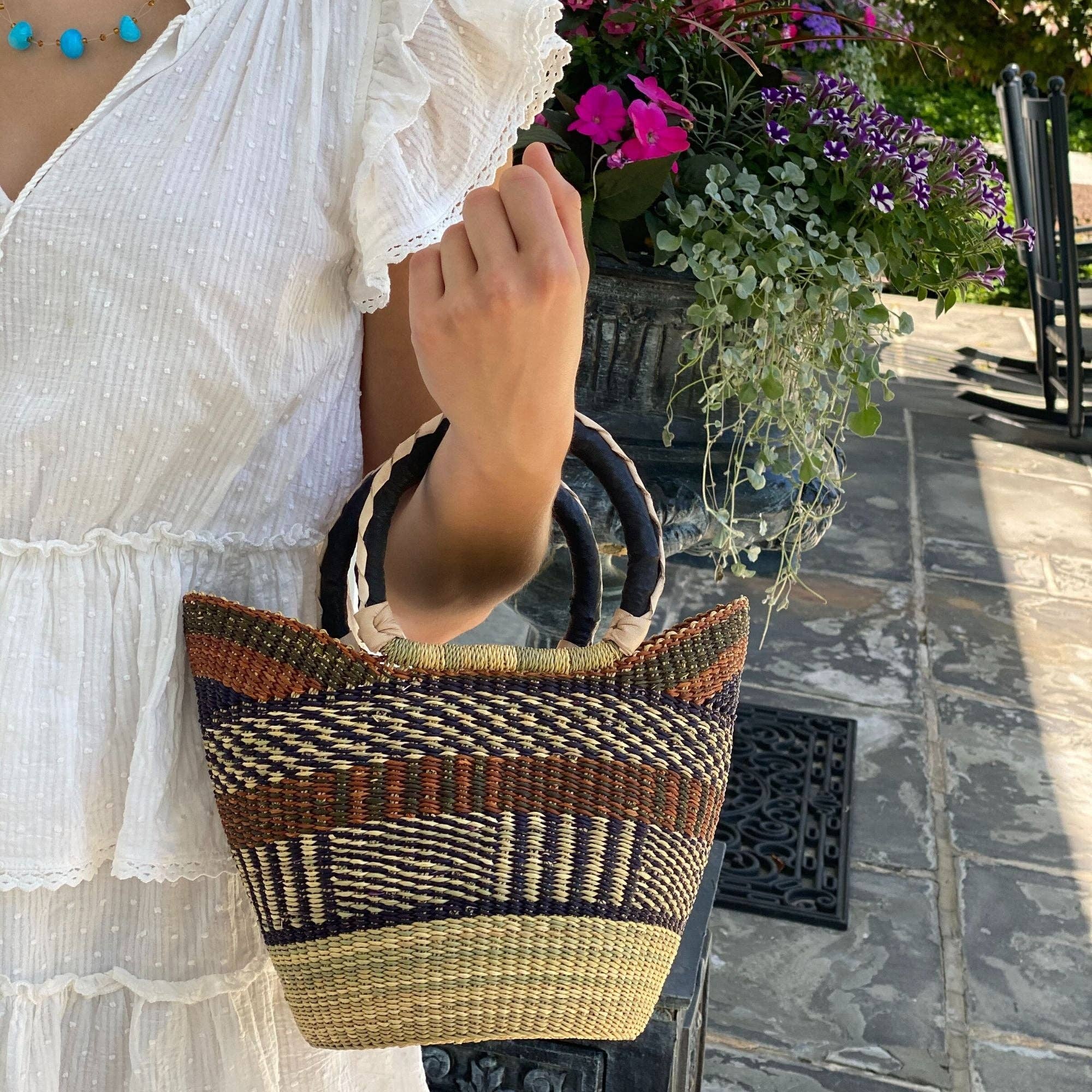 Global Crafts - Wholesale Beach Bag - Bolga Tote, Neutrals with Leather Handle - 14-inch9