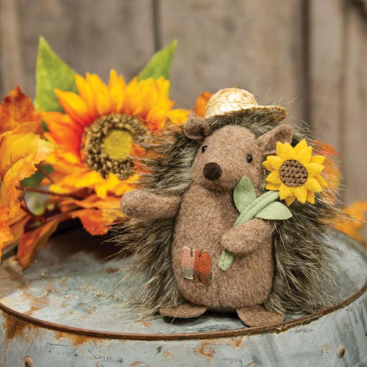 Bright Ideas - Wholesale Decorative Tabletop Object - Hedgehog with Straw Hat and Sunflower
