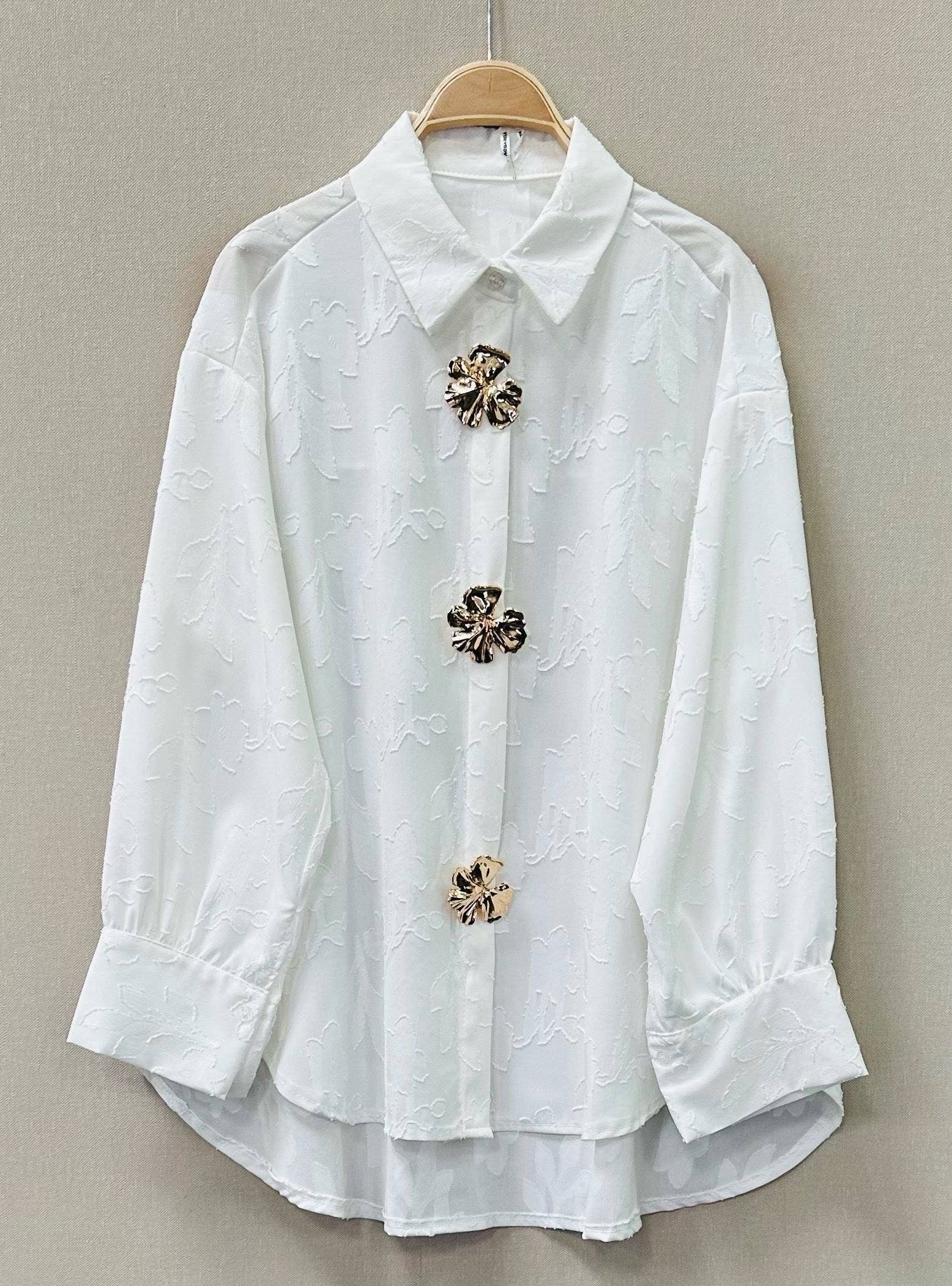 SWEET MAGIC MODA Y COMPLEMENTOS - Wholesale Button Down Shirt - Women's - FLORAL BUTTON-UP SHIRT1