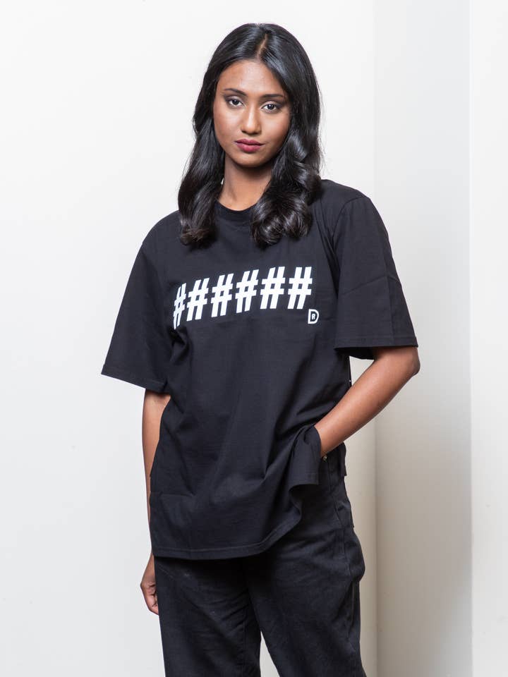 Signature_Hashtag_T-shirt_Black for wholesale by #DAMUR