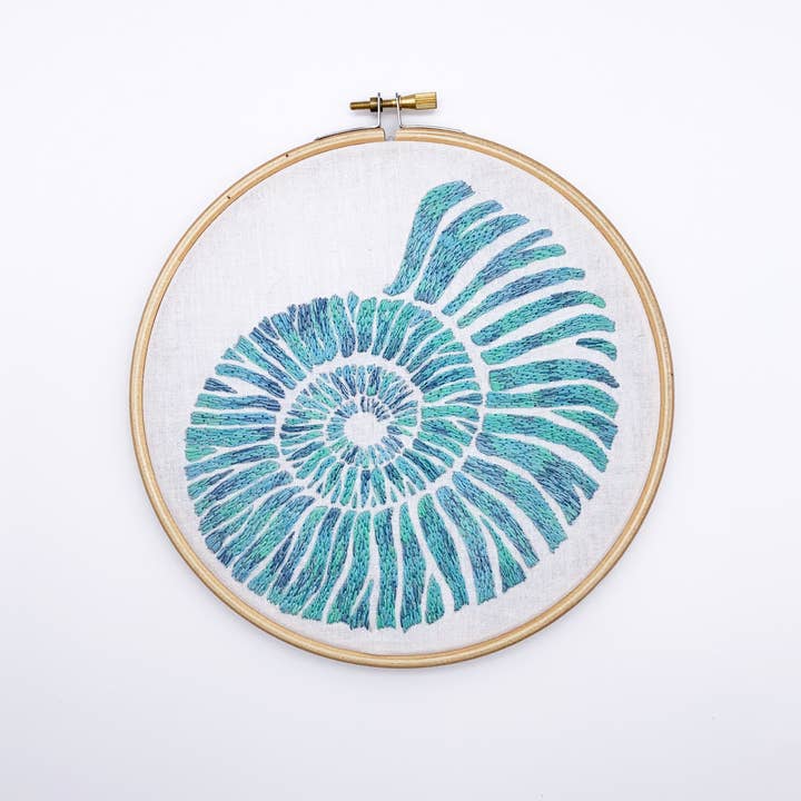 Cinnamon Stitching - Wholesale Craft Sewing Kit - Ammonite Embroidery Kit1