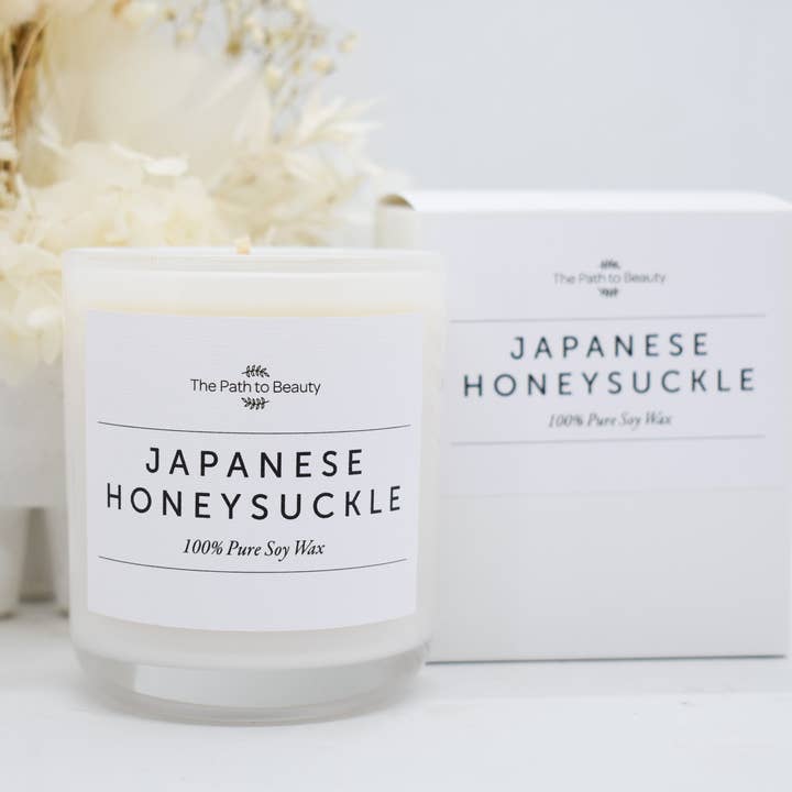 Bougie blanche - Chèvrefeuille japonais pour la vente par The Path to Beauty