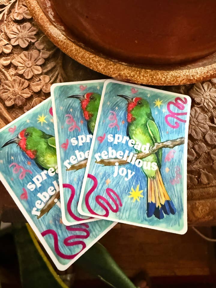 Difunde alegría rebelde: Pegatina feminista para venta al por mayor de Fabulously Feminist