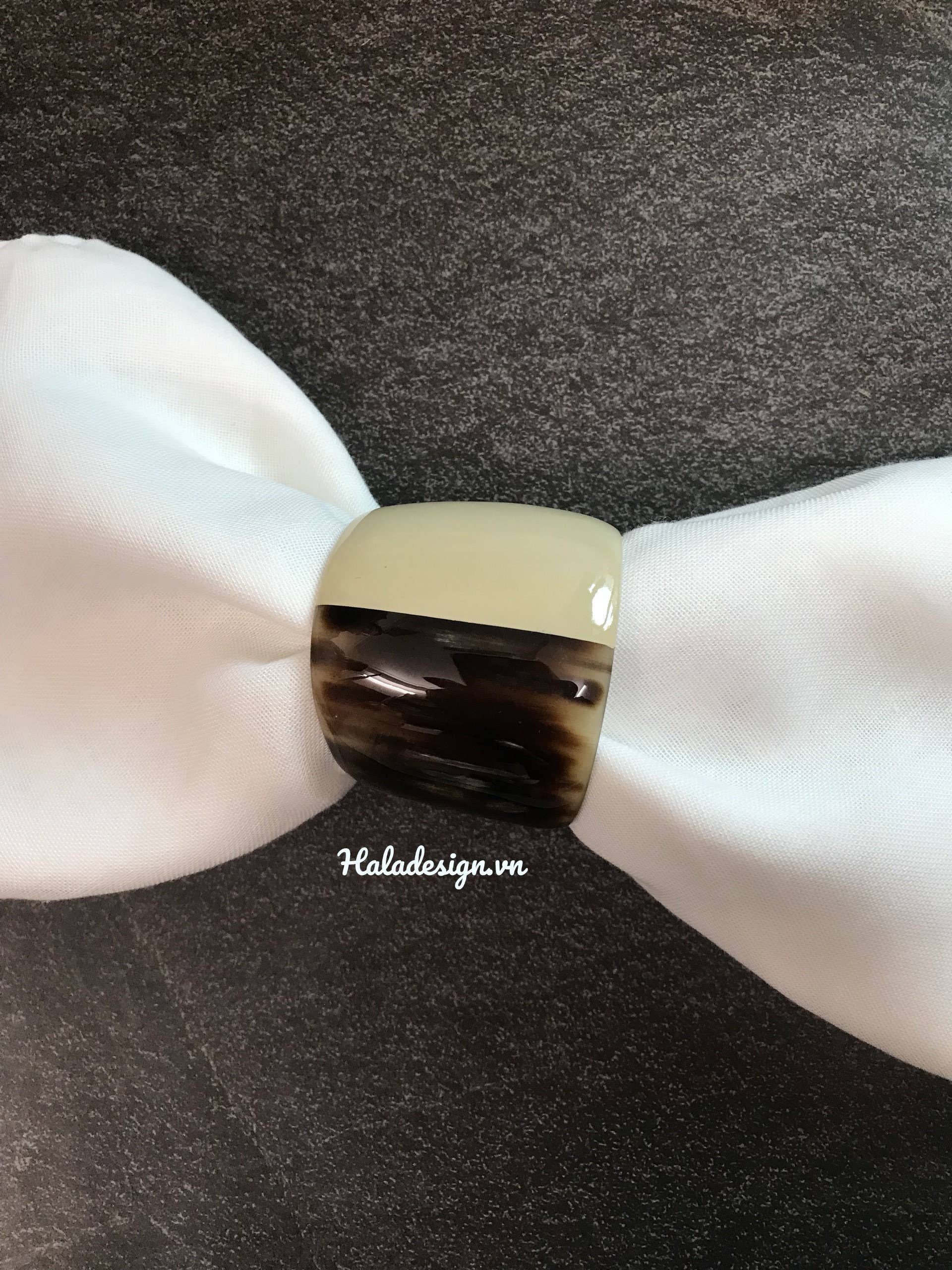 Hala Design - Wholesale Napkin Ring - Lacquered Buffalo Horn Napkin Ring2