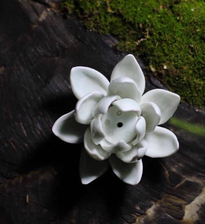 Gohobi （We cover U.S. import duties） – Engroshandel Røgelsesholder – Gohobi håndlavet keramisk hvid lotus røgelsesholder ornament2