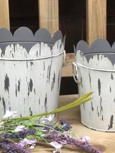 Hvide udstødte skallede spande (sæt med 2) for engroshandel hos DNS Designs