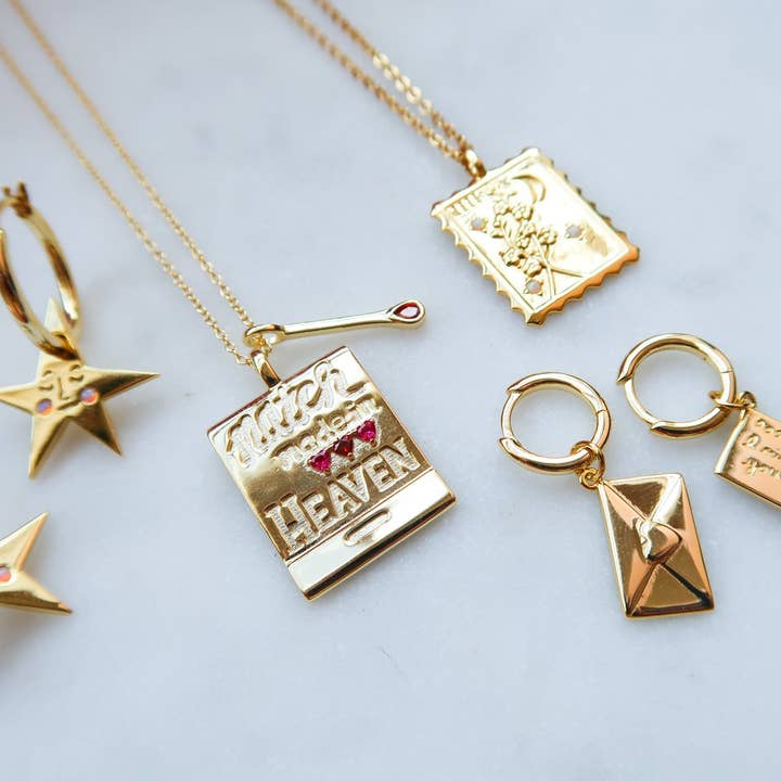 Bittersweet - Wholesale Pendant/Charm Necklace - Golden Ticket to the Moon Necklace8