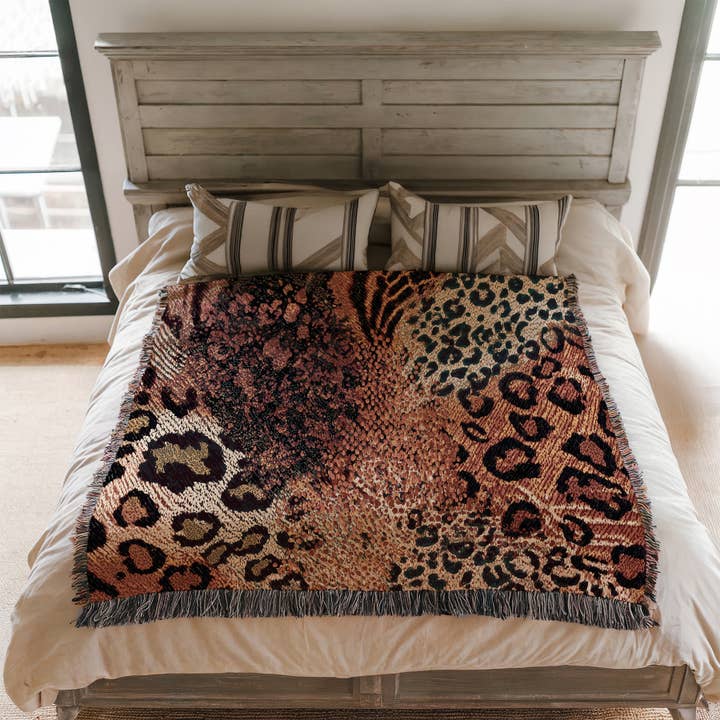 CasaIuliia - Wholesale Throw blanket - Exotic Leopard Print Throw Blanket – Safari Style Home Decor3