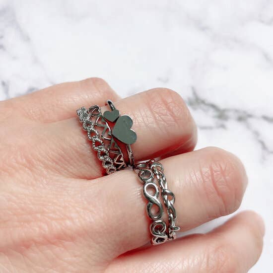 Charmin's Ringen - Wholesale Band/gestapelde ring - Charmin’s Valentijn Love Infinity Goldplated R12913