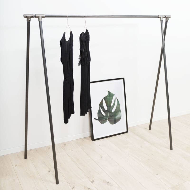 Acero en bruto antioxidante The FLEXIBLE - Perchero con pies redondos de acero de venta al por mayor en Faire1