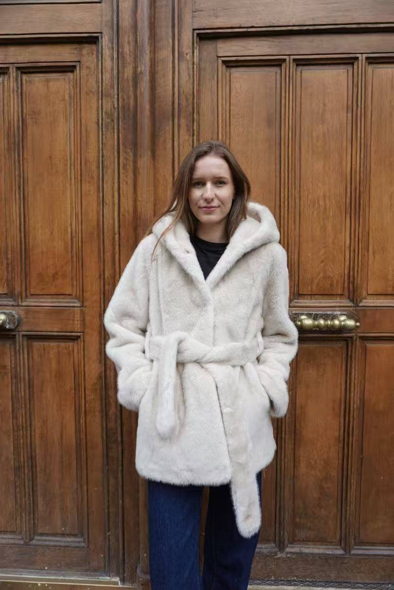 CIAO MILANO - Wholesale Fur/Faux Fur Coat - Women's - 284013 Cozy Hooded Coat1