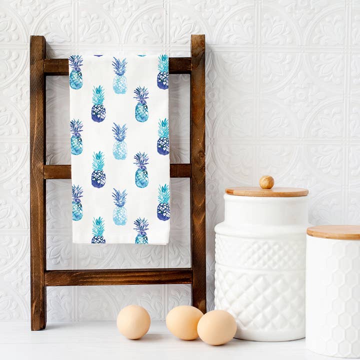 KelseyMDesigns - Wholesale Tea Towel - Blue Pineapple Tea Towel - Summer Fruit Kitchen Decor