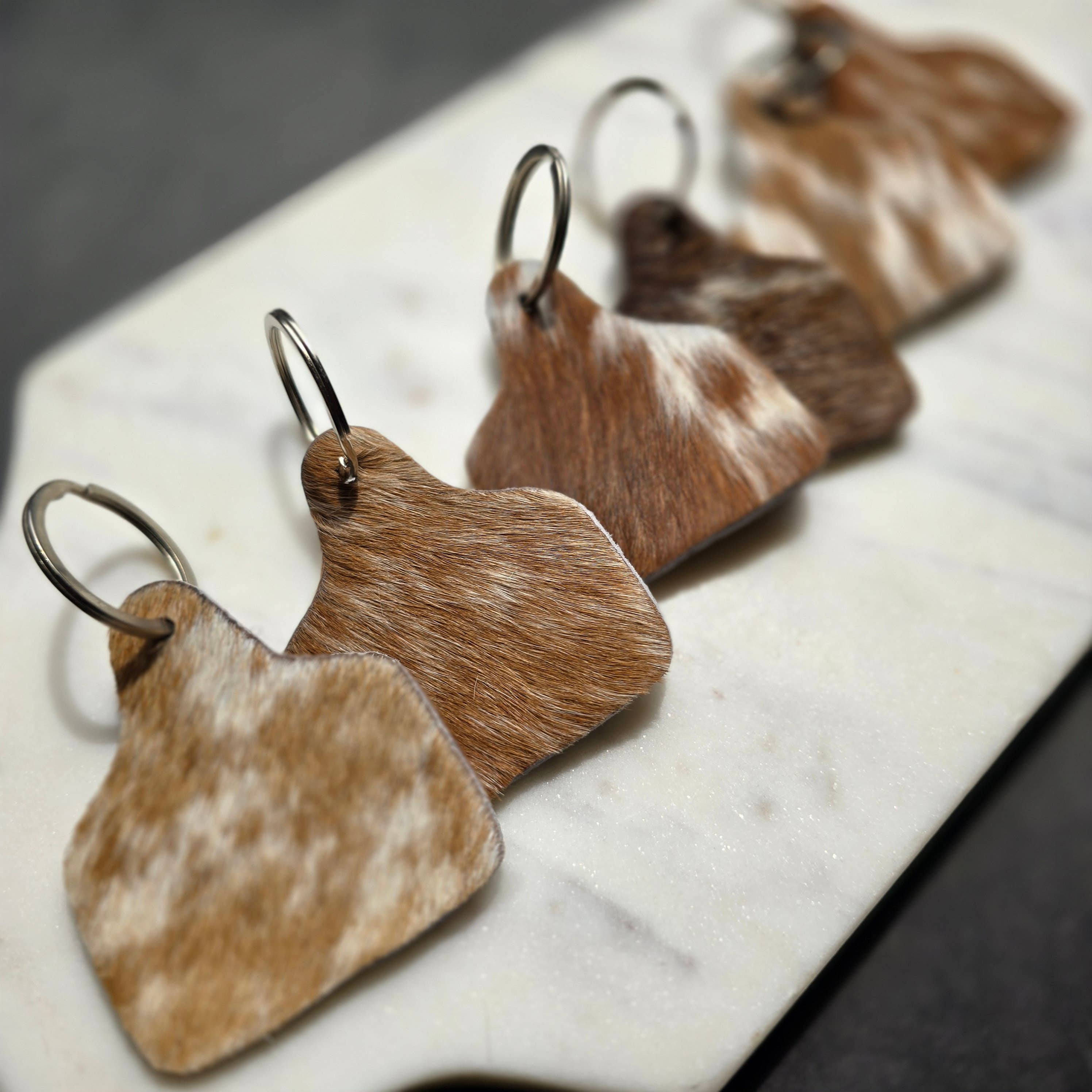 Ranchers Closet – wholesale Nyckelring - Unisex – 10 st. Nyckelring av kohud – Äkta kohud med hår9