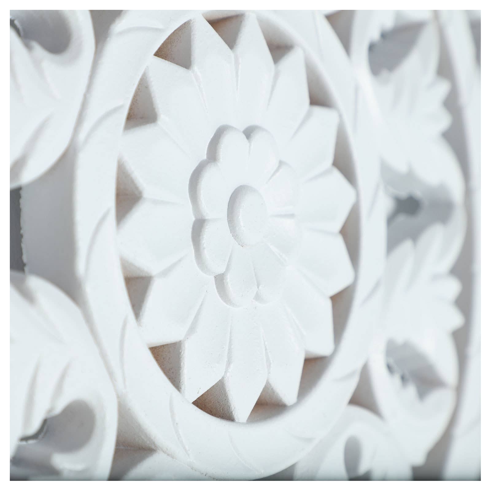 B&B - Wholesale Decorative Tabletop Object - Wood Carving, Wooden Dm, In White Color, 79X2X79cm2