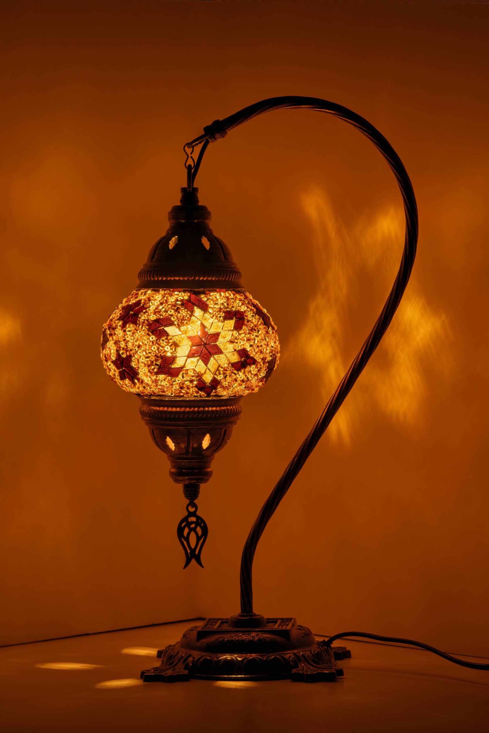 KAFTHAN - Wholesale Accent/Desk Lamp - Swan Neck Mosaic Lamps | Christmas & Holiday Decor Lighting61