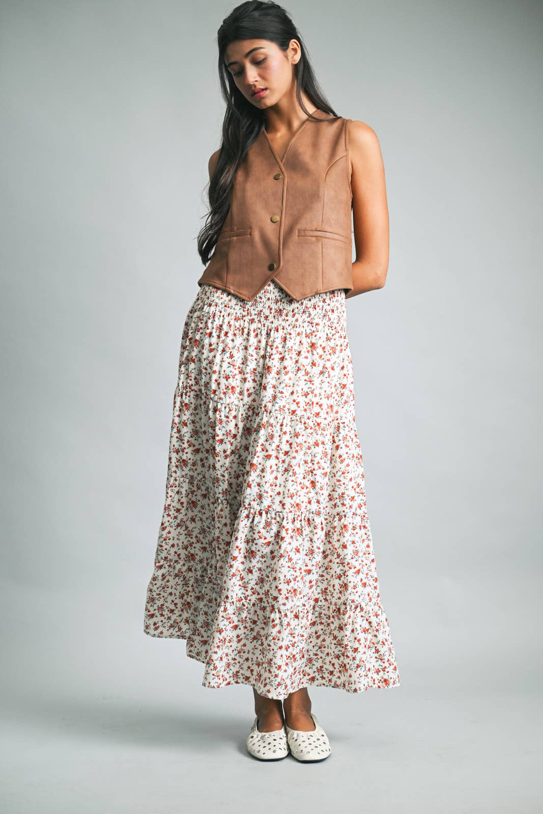 Wishlist Apparel - Wholesale Outerwear Vest - Women's - SUEDE BUTTON-UP VEST / WL25-109903