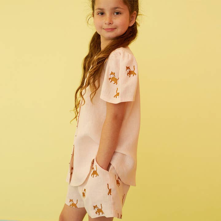 Conjunto de ropa de lino bordado Freya para venta al por mayor de Tierra